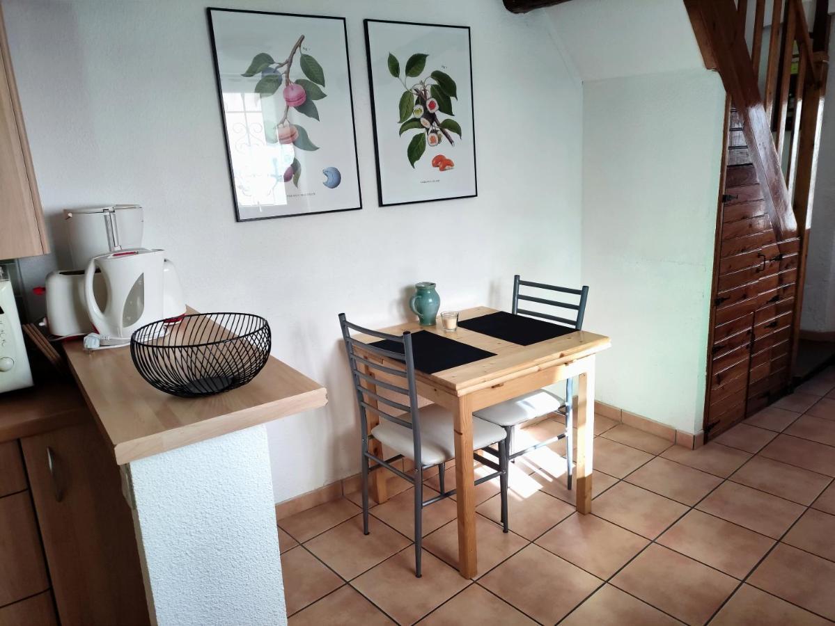 Confortable Maison De Village En Pierre Typique Молич Экстерьер фото