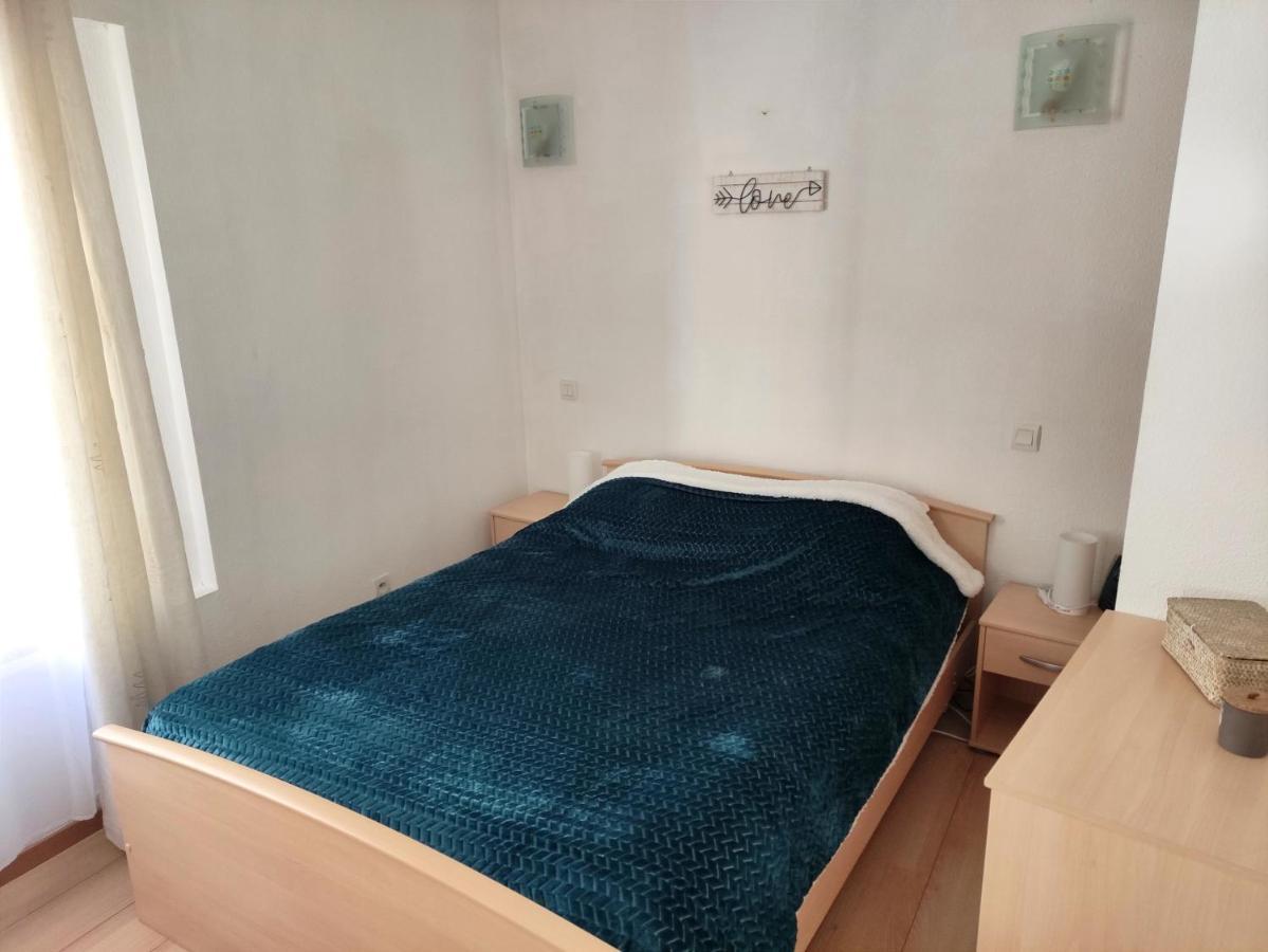 Confortable Maison De Village En Pierre Typique Молич Экстерьер фото